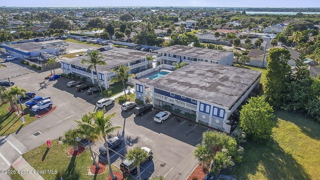 Building Photo - 1170 S Patrick Dr