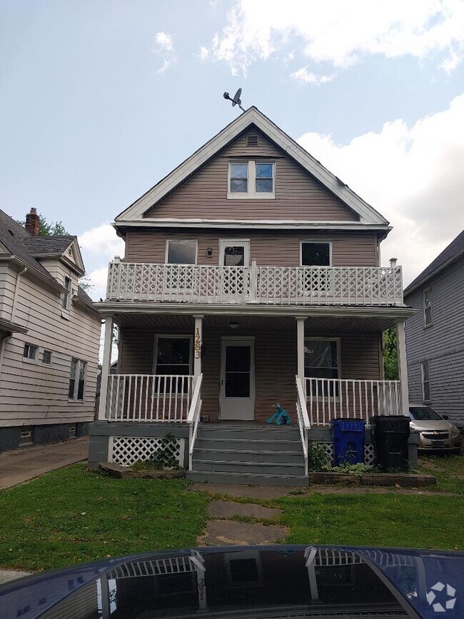 Building Photo - 1285 W 91st St