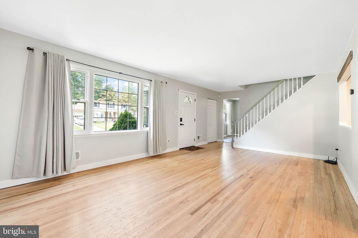 13 Sturbridge Dr, Wilmington, DE 19810 House Rental in Wilmington, DE