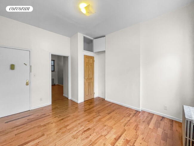 Building Photo - 1514 Dekalb Ave