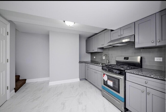 Foto del edificio - 6322 N Francisco Ave