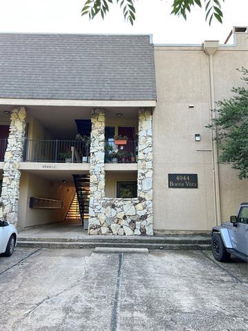 Building Photo - 4044 Buena Vista St