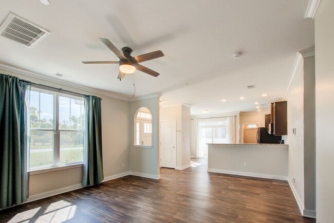 Building Photo - 609 Fishers Ct