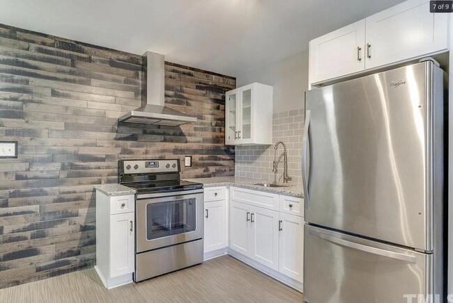 Foto del edificio - 1523 Chapel Hill Rd