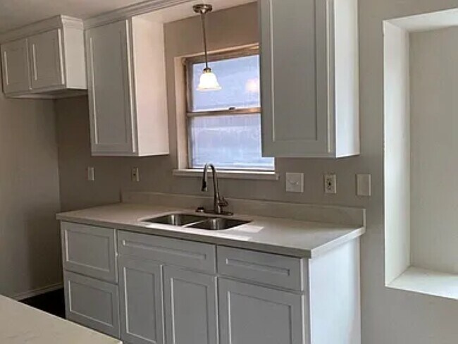 Foto del edificio - 2009 S Arden St