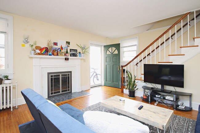 Foto del edificio - Charming Student-Friendly UVA Home