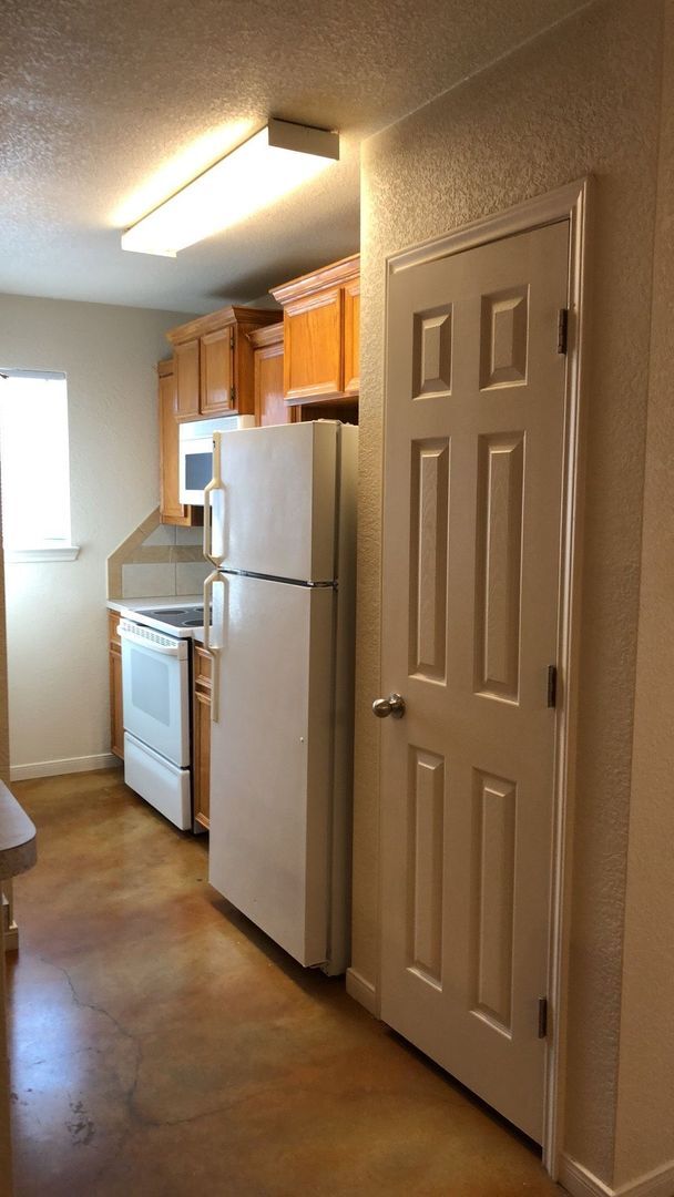 Foto del edificio - 1402 Powder River Dr