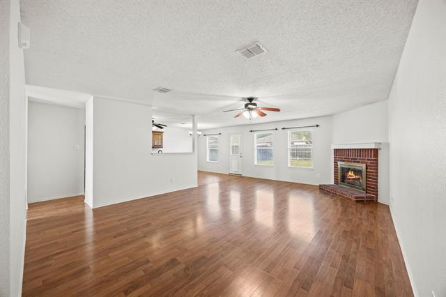 Foto del edificio - 1492 Greenbrook Dr