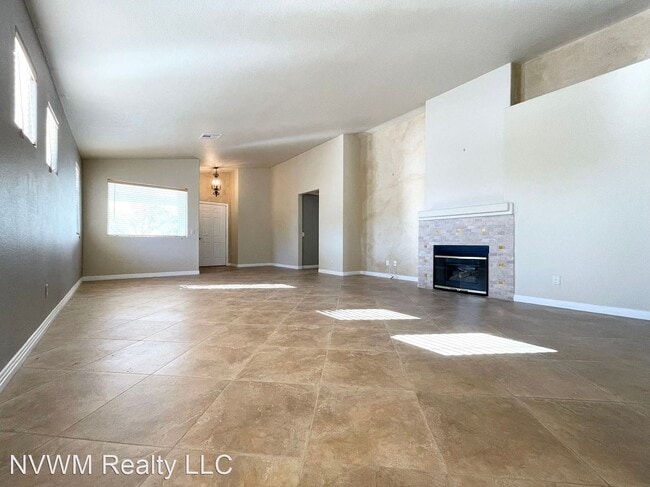 Building Photo - 3 br, 2 bath House - 3290 Dragoon Springs St