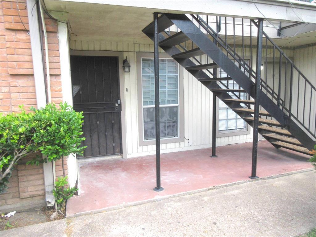Primary Photo - 1220 Shadowdale Dr