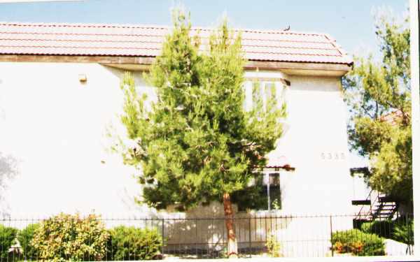 Building Photo - Hacienda Gardens