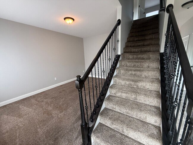 Foto del edificio - 2100 Providence Park Ln
