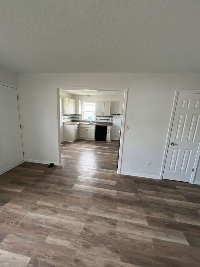 Foto del edificio - 904 Randolph St