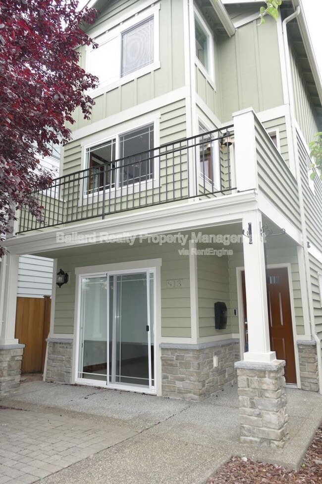 Building Photo - 913 NW 51st St