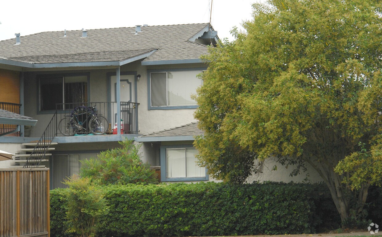 Foto del edificio - 4915 Canto Dr