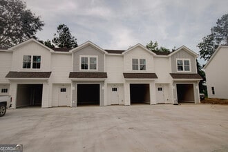 Building Photo - 142 Gentilly Rd