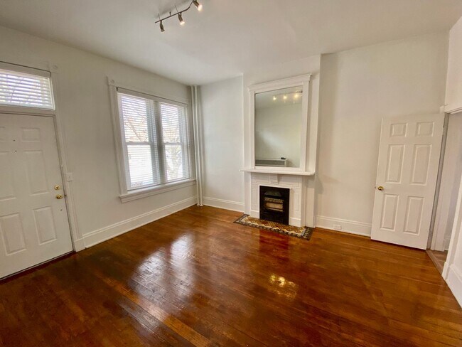 Building Photo - 2816 Jefferson Ave