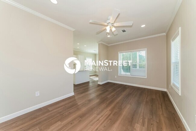 Building Photo - 3 Bedroom Pet-Friendly Home in North Port, FL with Main Street Renewal