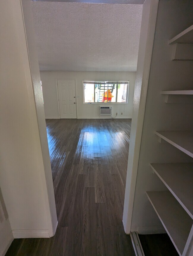 Building Photo - 383 N Prospero Dr