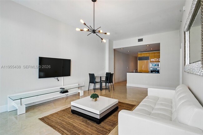 Foto del edificio - 6799 Collins Ave