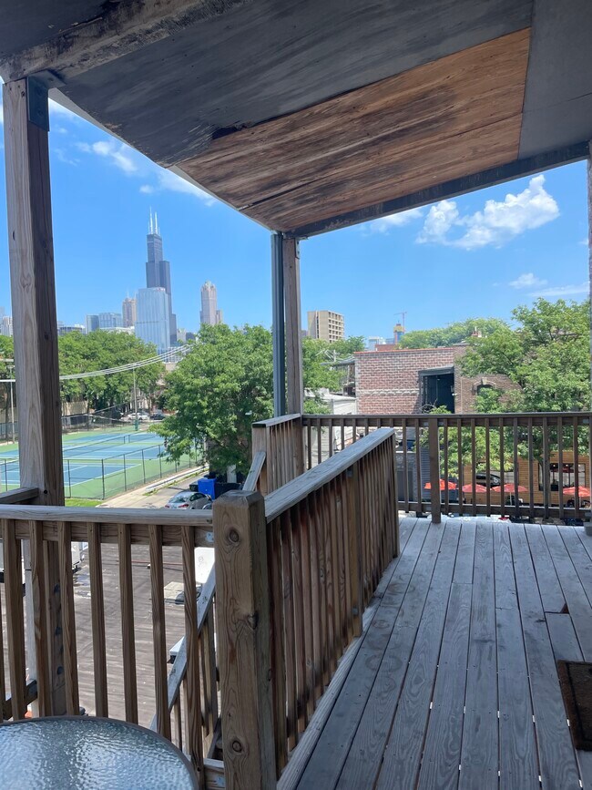 Foto del edificio - 1132 W Taylor St