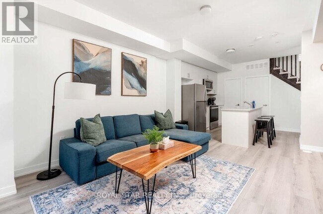 Building Photo - 202 - 3562 CONOLIAL DRIVE