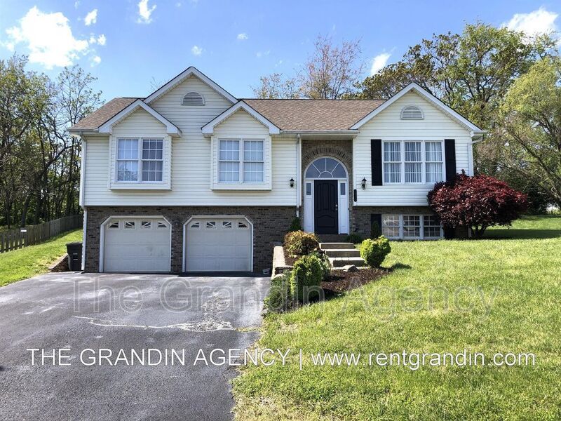 1811 Meadows Ct, Vinton, VA 24179 House Rental in Vinton, VA