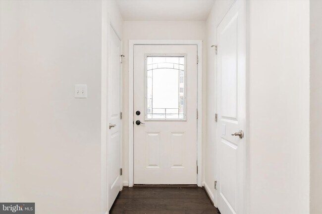 Foto del edificio - 7627 Hamilton Xing