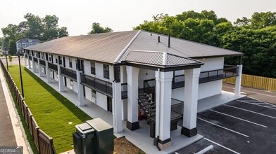 Building Photo - 712 Avenue A