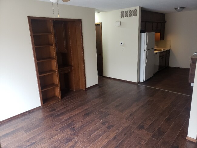 Foto del edificio - 3117 S Pinecrest St