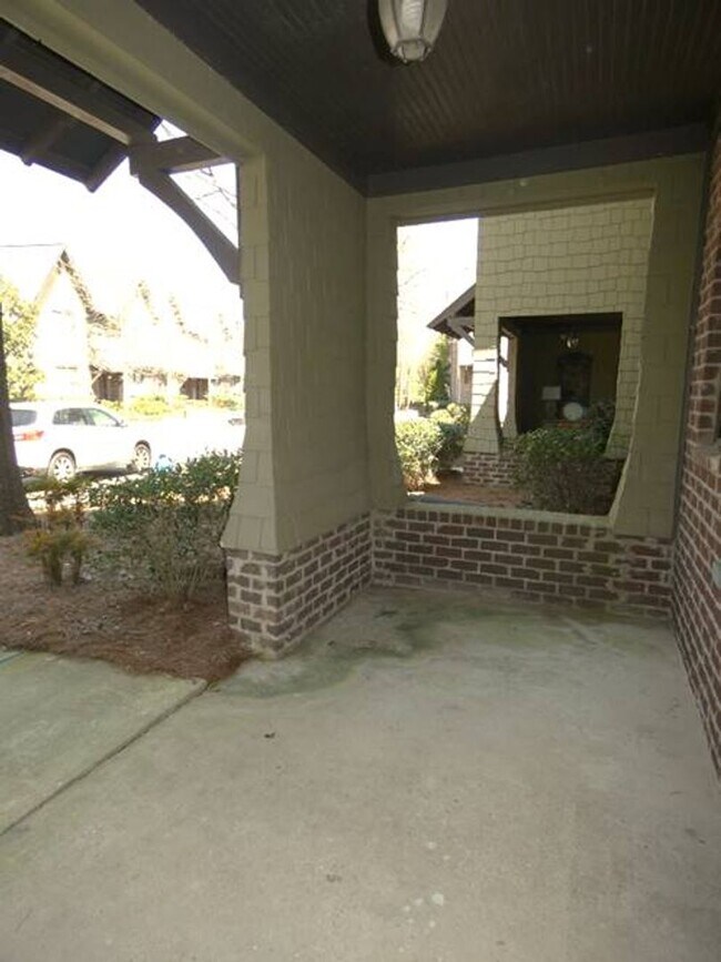 Foto del edificio - 1543 Inverness Cove Ln