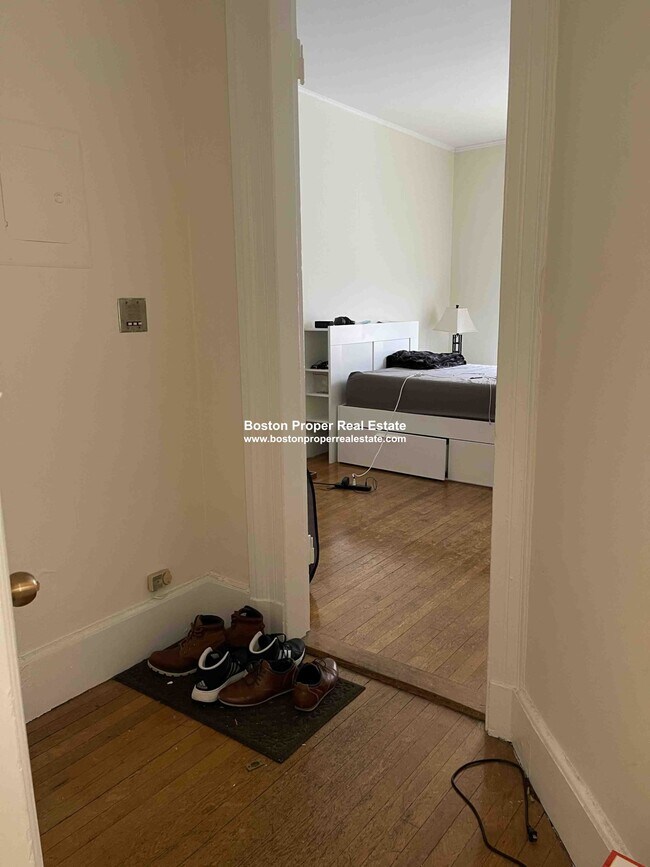 Foto del edificio - 27.5 Massachusetts Ave