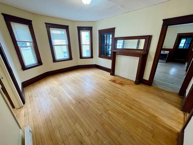 Building Photo - 10 Agawam St