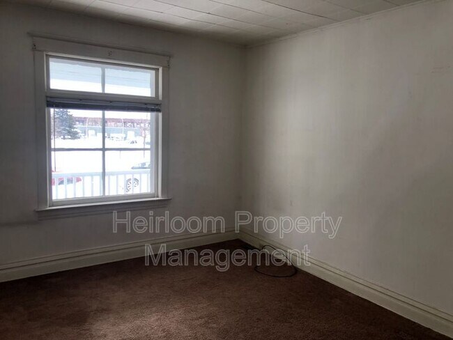Foto del edificio - 3055 Vernon St