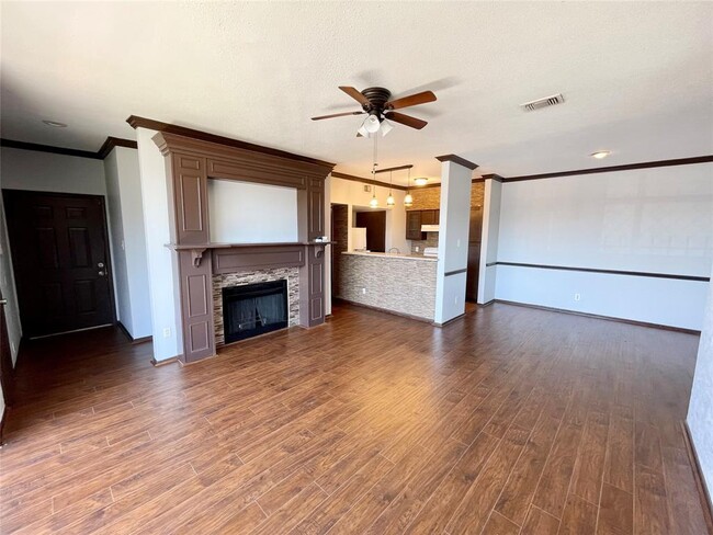 Foto del edificio - 14550 Fonmeadow Dr