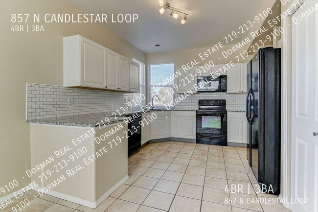 Foto del edificio - 857 Candlestar Loop N