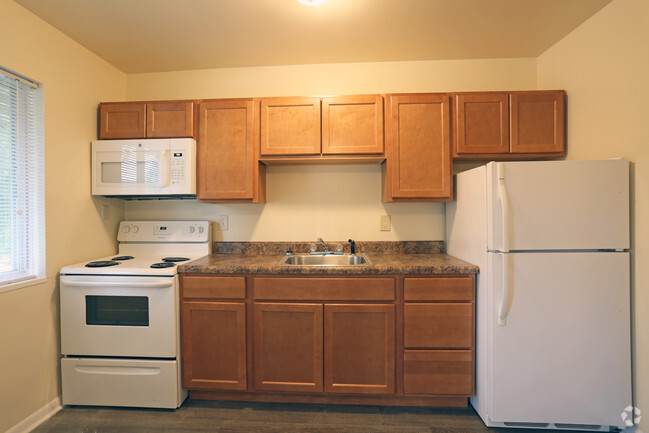 Kitchen - Parklane Apartments