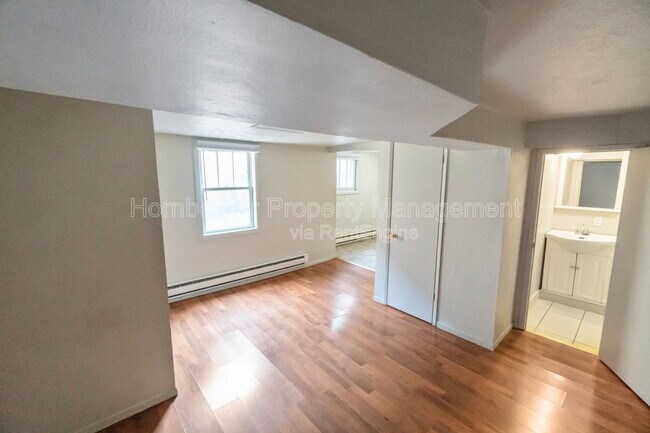 Foto del edificio - 1108 W 12th Ave