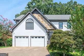 Building Photo - 983 Bridgegate Dr NE
