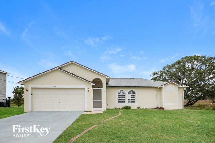 Foto principal - 1020 Adeline Ave