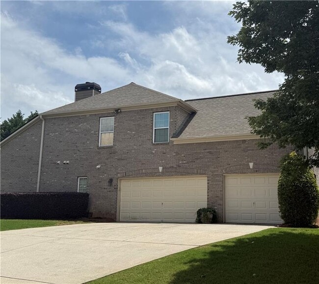 Building Photo - 3110 Hazeltine Cir