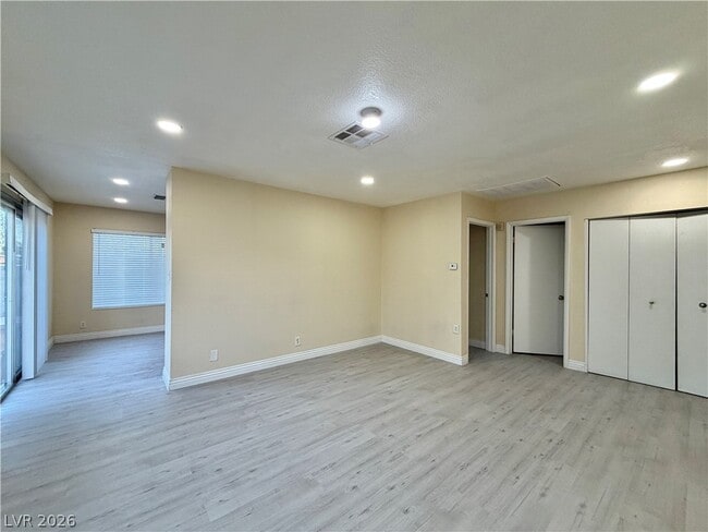 Building Photo - 4356 Bramblewood St