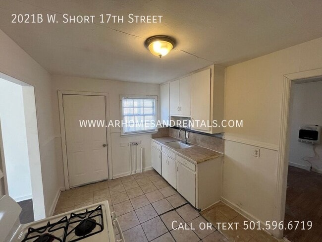 Foto del edificio - 2021B W. Short 17th Street-