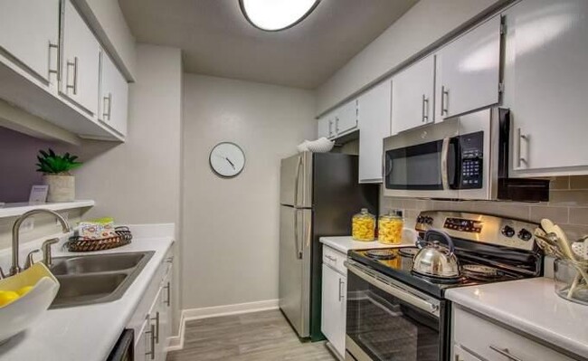 Foto del edificio - 1 bedroom in Webster TX 77598