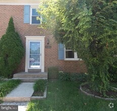 Building Photo - 13205 Black Walnut Ct