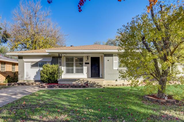Foto principal - 331 W Cherry St