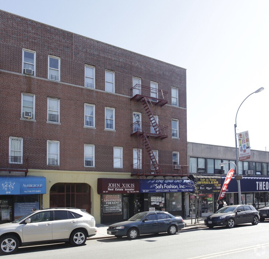 Foto principal - 32-57 Steinway St