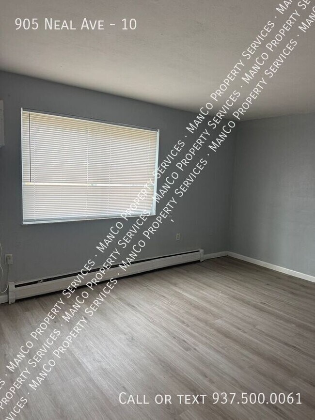 Building Photo - 905 Neal Ave