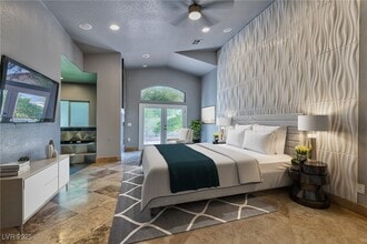 Building Photo - 8129 Pacific Cove Dr