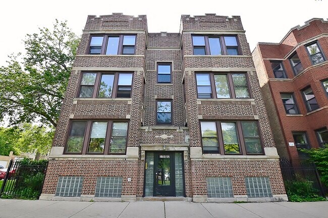 Building Photo - 2202 N Kedzie Blvd
